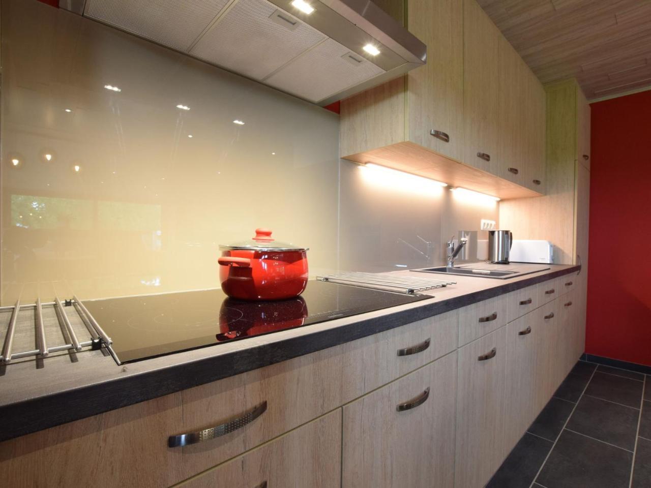 Chic Holiday Home In Noville With Sauna Kültér fotó